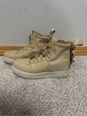 Nike SF AF1 Air Force 1 Mid Mushroom VF